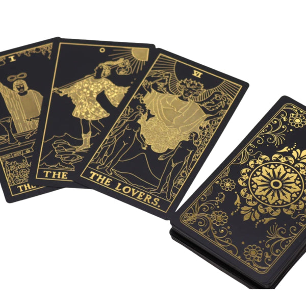 TAROT & ORACLE CARDS