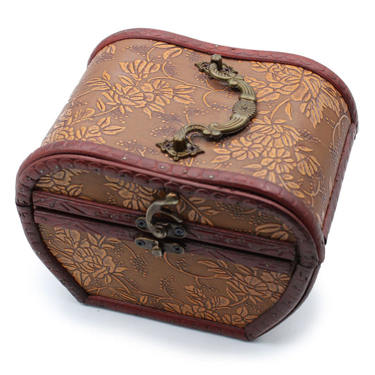 Apple 1920s style vintage keepsake box — colonial charm brass fittings for sacred items and trinkets