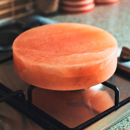 Authentic Himalayan Salt Cooking Plate - Round - 20x20x5cm perspective detail 4 showcasing clean geometry and natural material finishes