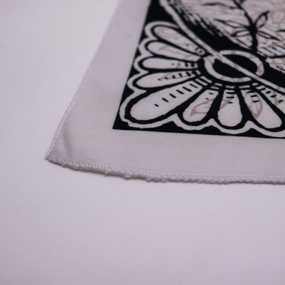 Authentic Tarot Reading Cloth – Tree of Life perspective detail 4 showcasing clean geometry and natural material finishes