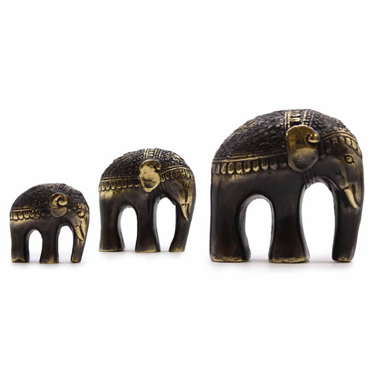 Authentic Art Elephant Set of 3 showcasing clean geometry and natural material finishes