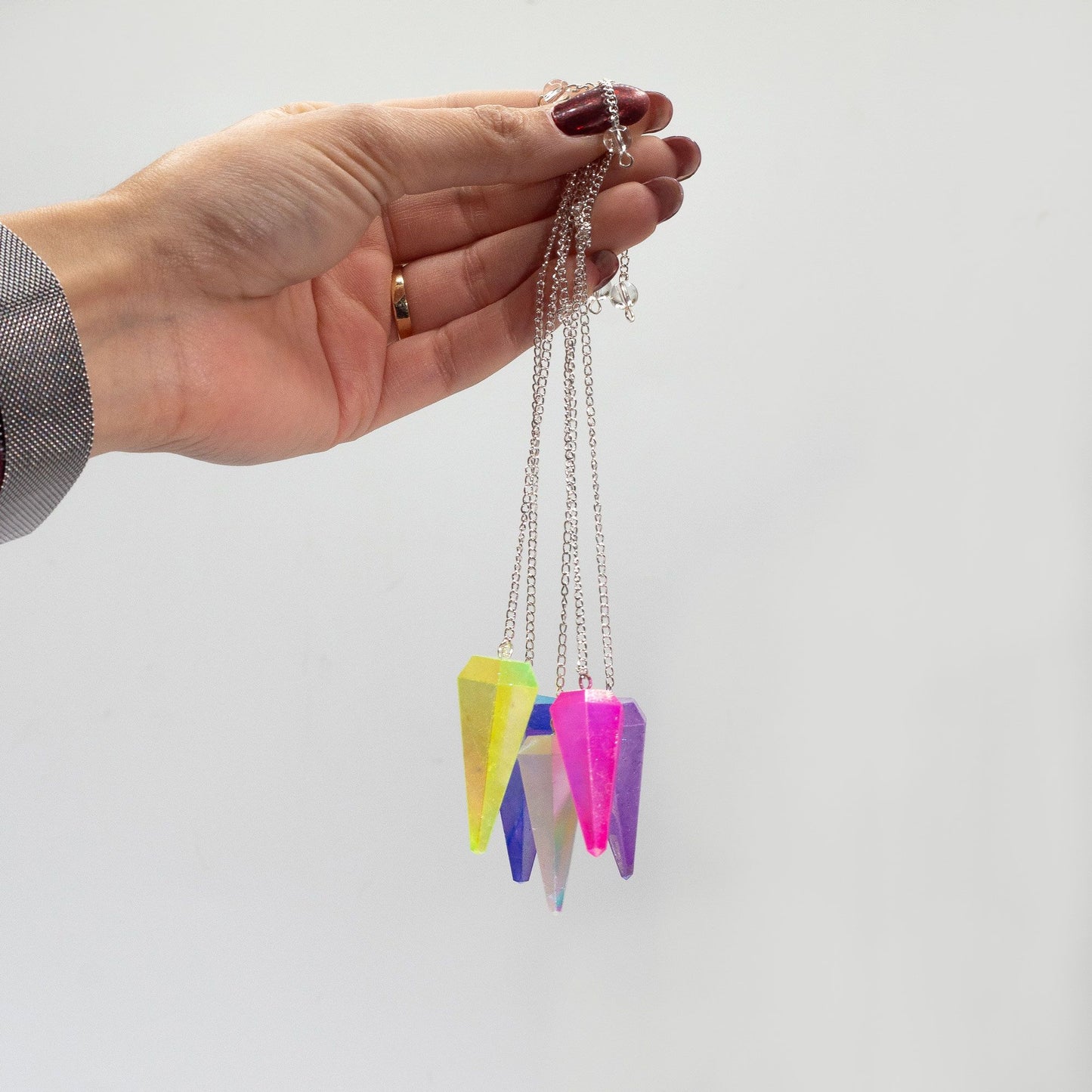 Authentic Six-Sided Pendulum – Aurora Crystal, Angel White showcasing clean geometry and natural material finishes